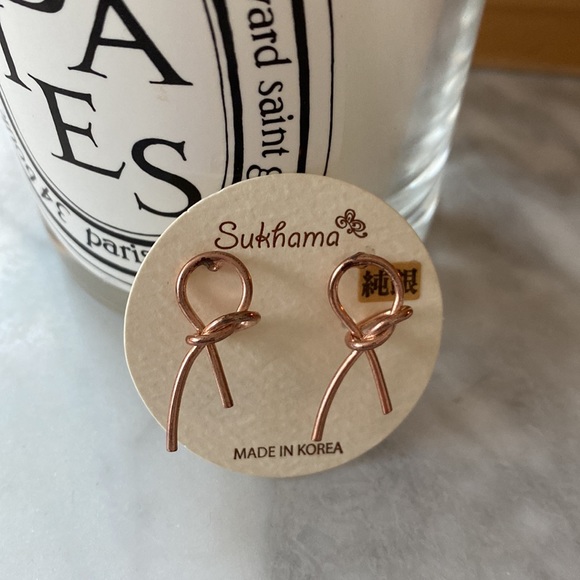 Earrings - Picture 4 of 4